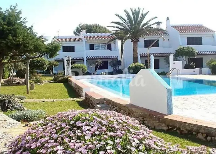 بيت للعطل Pons