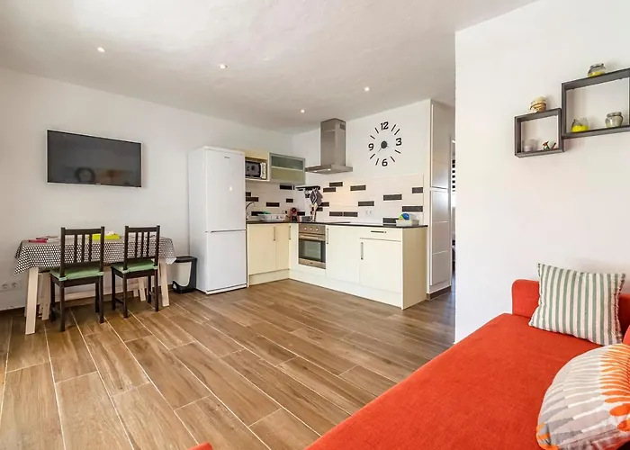 Pons * كالا ان بوسش